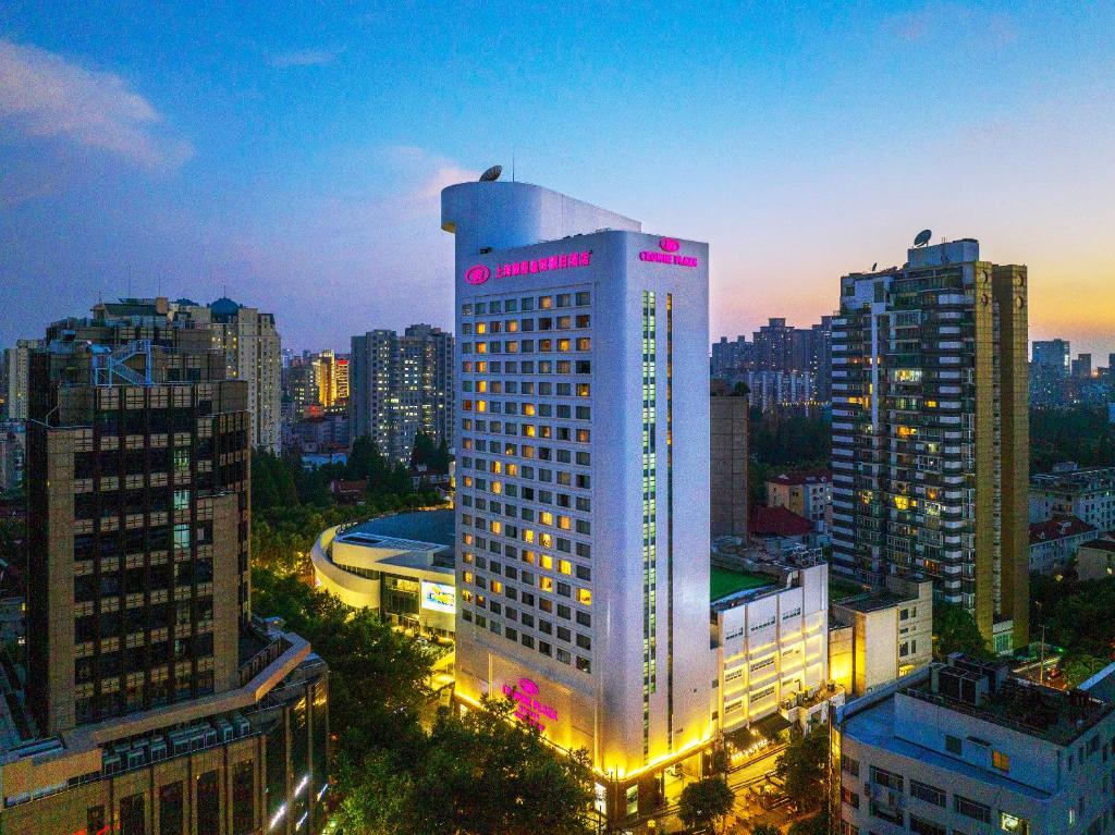 هتل کراون پلازا شانگهای - Crowne Plaza Hotel Shanghai