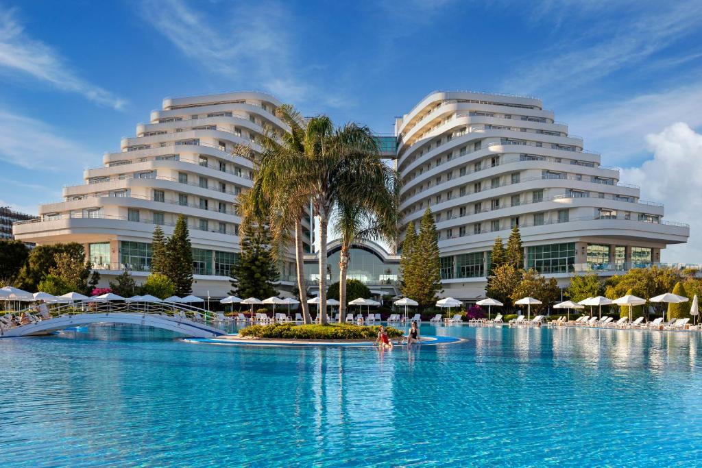 هتل میراکل ریزورت آنتالیا - Miracle hotel antalya