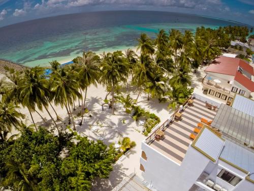 هتل کریستال سندز مافوشی مالدیو - Crystal sands Maafushi Hotel Maldives