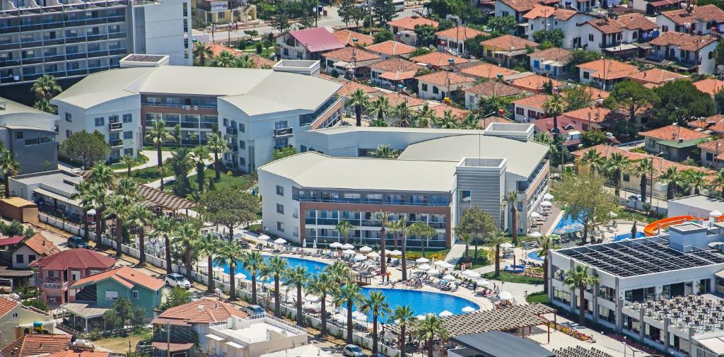 هتل پالم وینگز بیچ ریزورت اند اسپا - Palm Wings Kusadasi Beach Resort&Spa