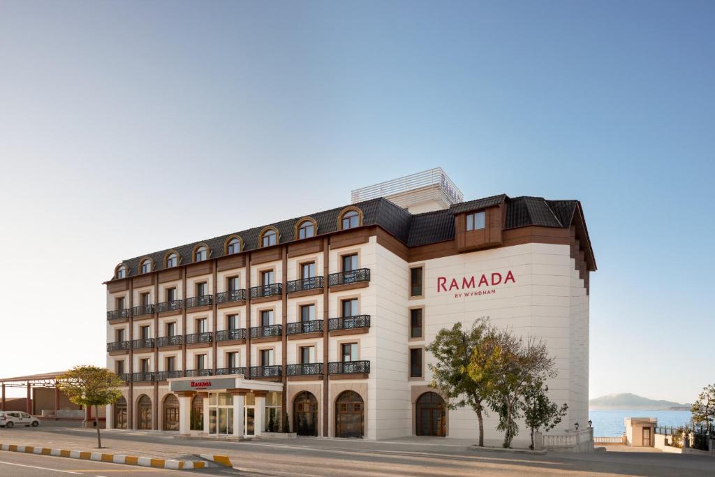 هتل رامادا بای ویندهام وان - Ramada by Wyndham Van