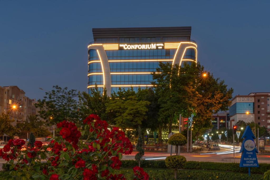 هتل کانفوریوم وان - The Conforium Hotel Van