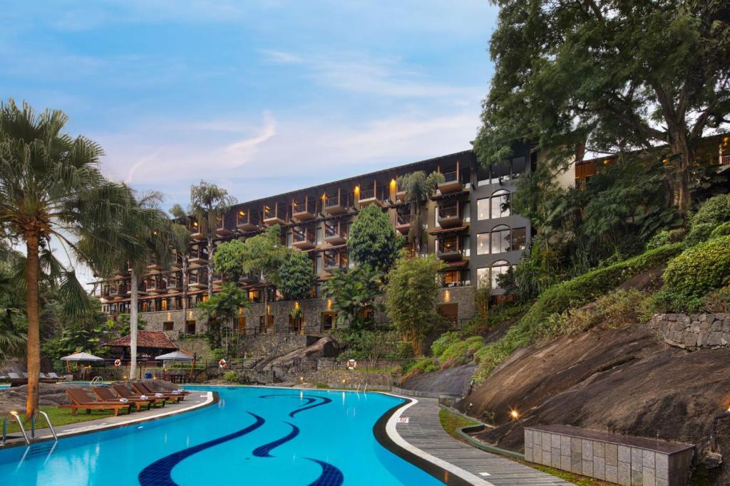 هتل ارلز ریجنسی کندی - Earl's Regency Hotel Kandy