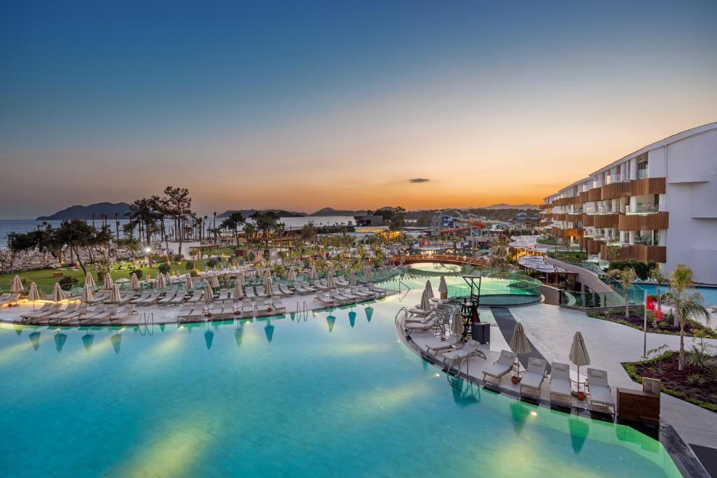 هتل لیبرتی سیگنا فتحیه - Liberty Signa Hotel Fethiye