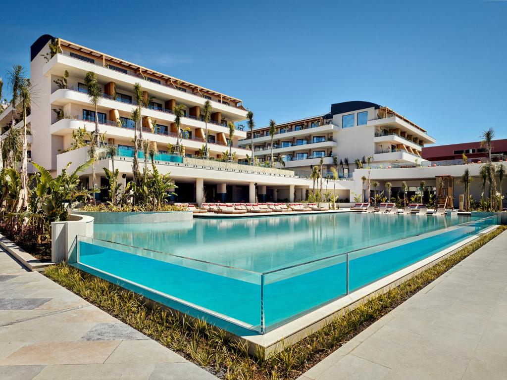 هتل ایکس‌او کیپ آرنا فتحیه - Xo Cape Arnna Hotel Fethiye