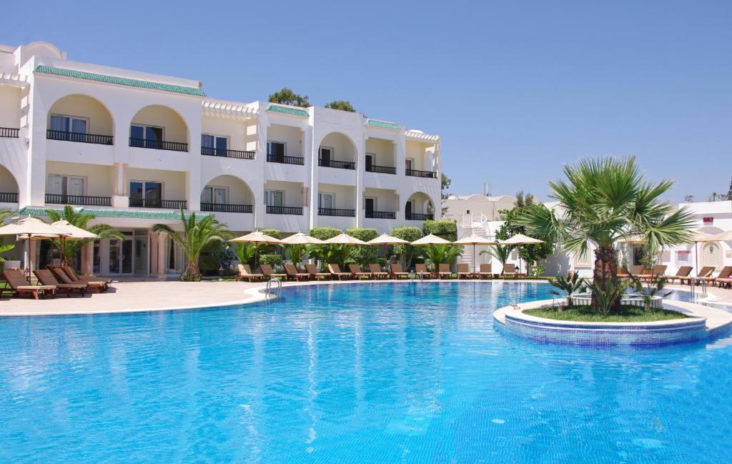 هتل رویال نوژه تونس - Royal Nozha Hotel Tunisia